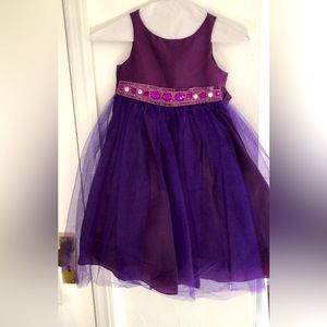 Purple flower girl dress. Gorgeous beading details around waist. Size 4.